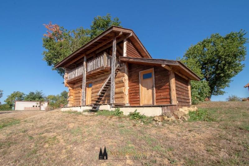 Propriété - 260 m² - 11 pièces