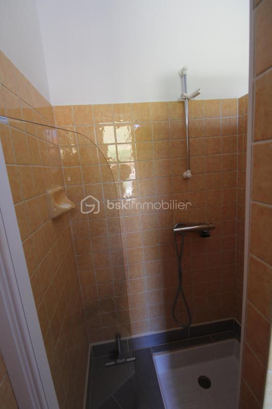 Maison en pierre - 100 m² - 9 pièces