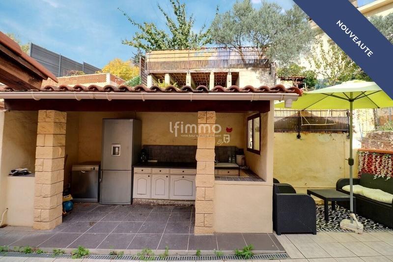 Maison - 101 m² - 5 pièces