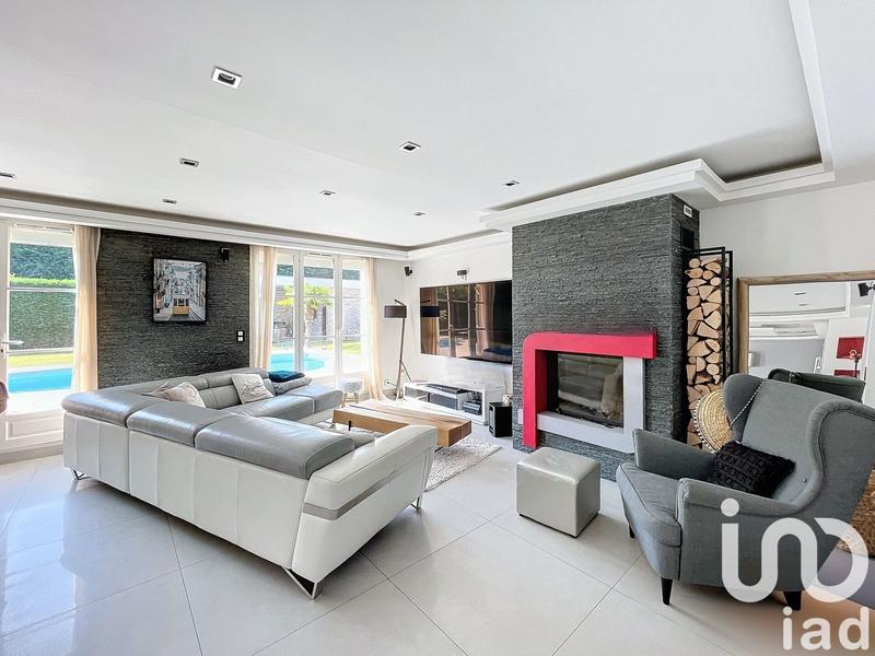 Maison - 160 m² - 6 pièces