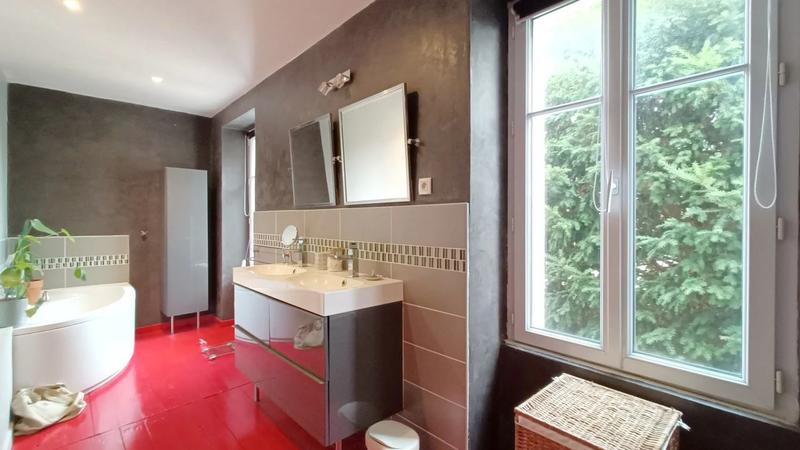 Maison en pierre - 116 m² - 5 pièces