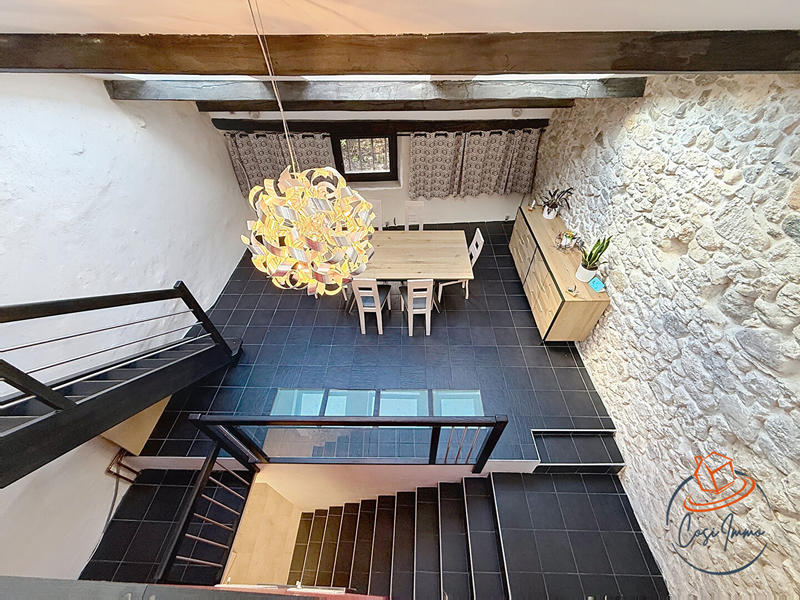 Maison - 367 m² - 9 pièces