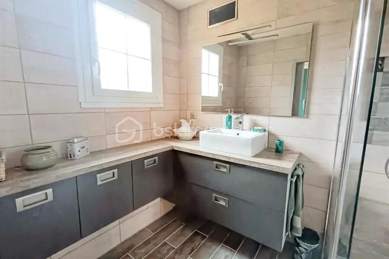 Maison - 178 m² - 6 pièces