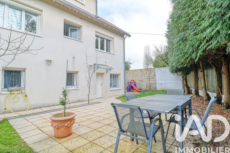 Maison - 115 m² - 6 pièces