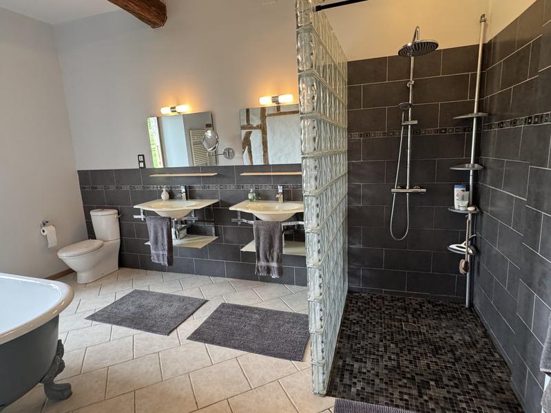 Maison ancienne - 284 m² - 8 pièces