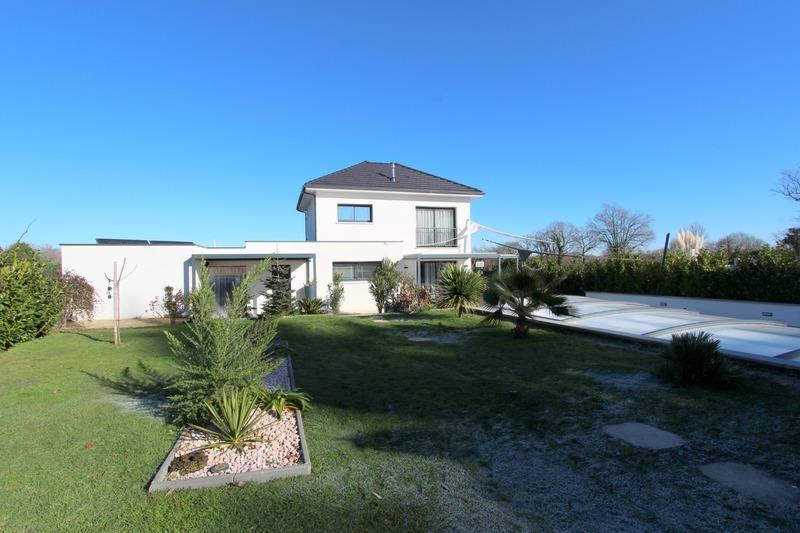 Maison - 109 m² - 5 pièces