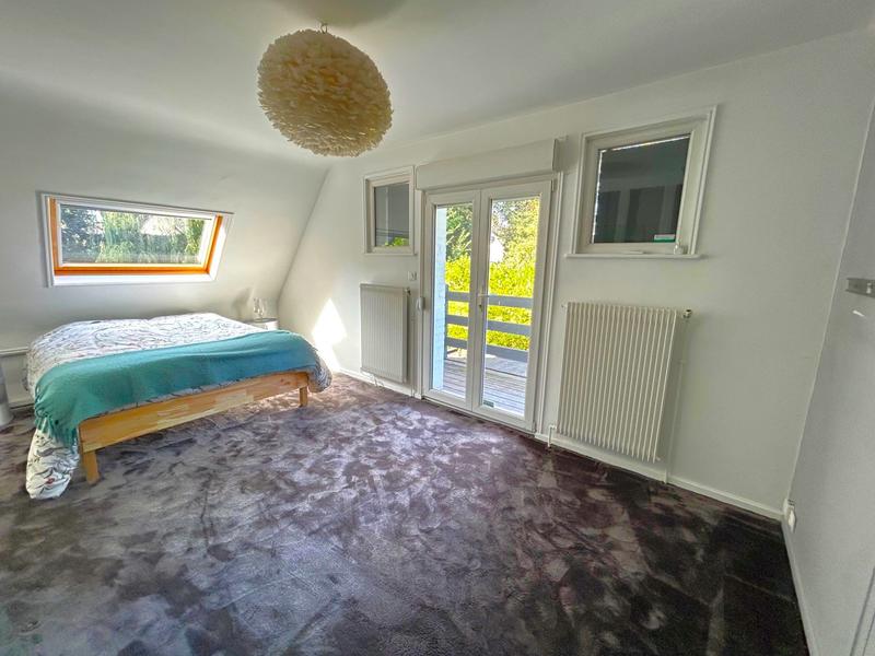 Maison - 180 m² - 6 pièces