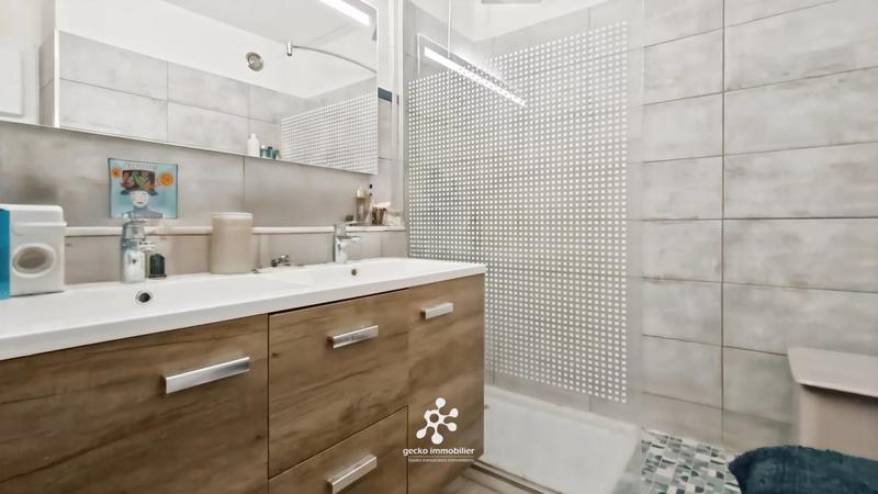 Appartement - 56 m² - 2 pièces