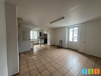 Maison - 102 m² - 6 pièces