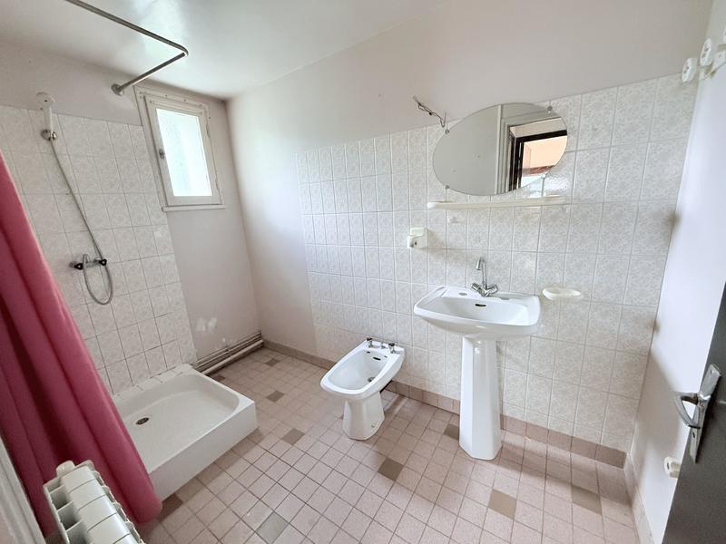 Maison - 120 m² - 6 pièces