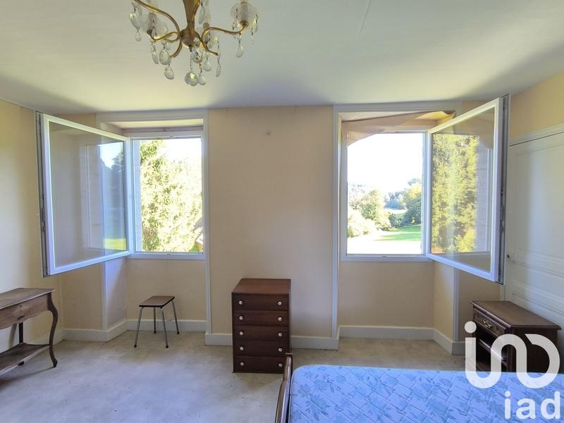 Maison - 90 m² - 8 pièces