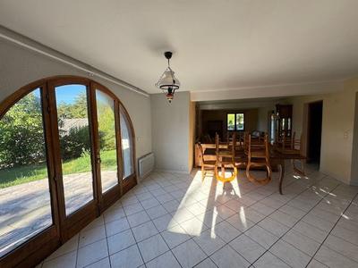 Appartement - 94 m² - 3 pièces