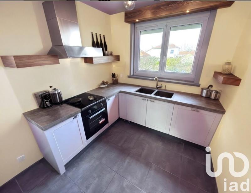 Appartement - 100 m² - 5 pièces