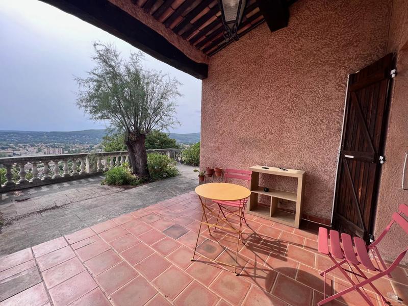 Villa - 154 m² - 5 pièces