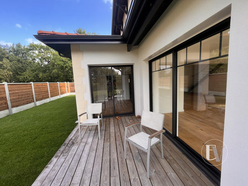 Villa - 157 m² - 5 pièces