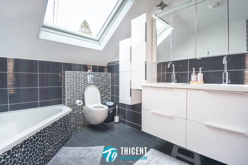 Maison - 158 m² - 7 pièces