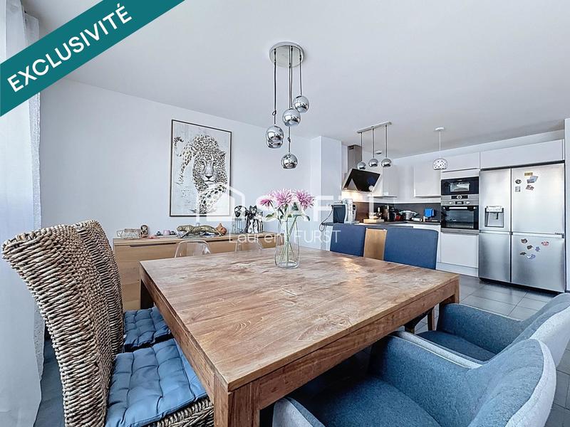 Maison - 93 m² - 5 pièces