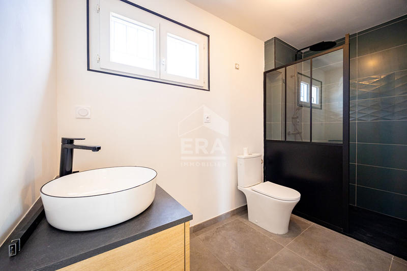 Maison - 98 m² - 3 pièces