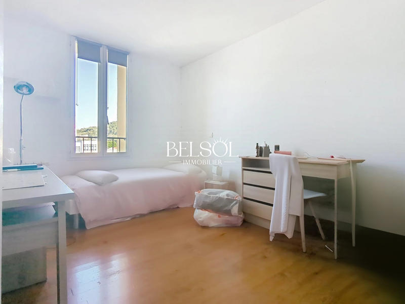 Appartement - 77 m² - 4 pièces