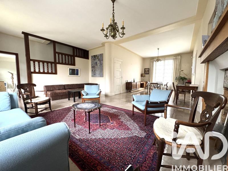 Maison - 190 m² - 6 pièces