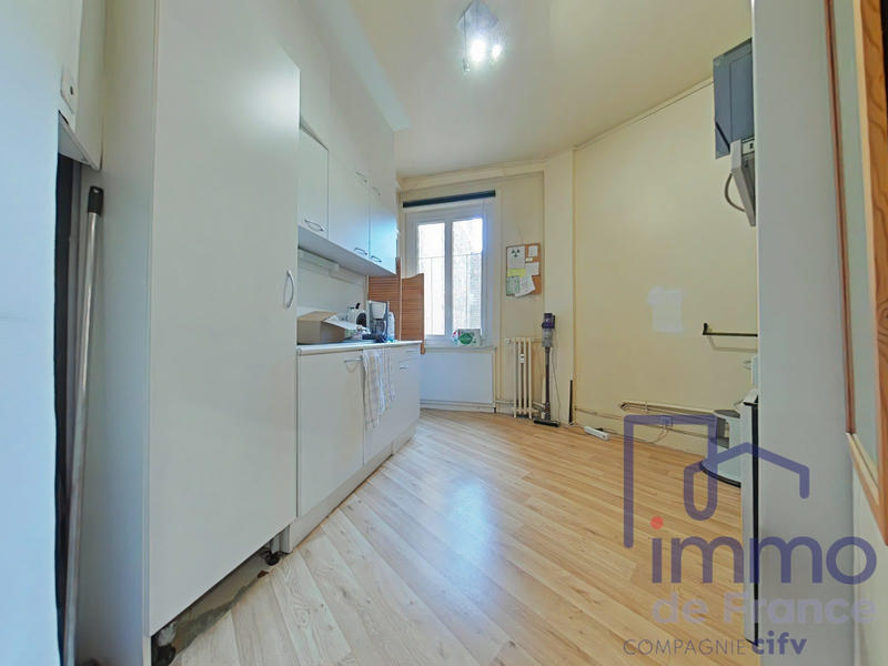 Appartement - 93 m² - 3 pièces