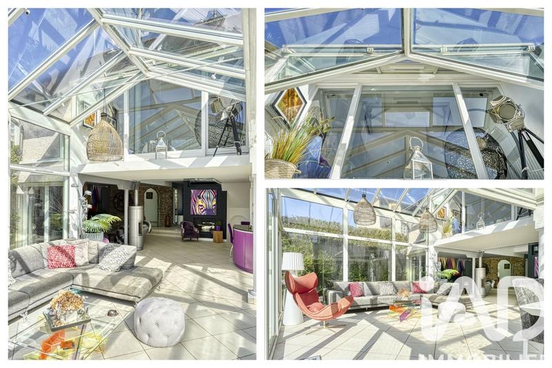 Maison - 250 m² - 8 pièces