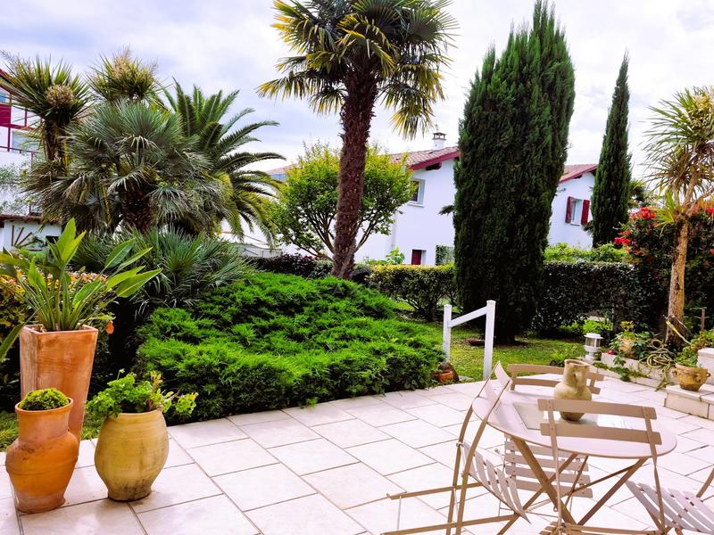 Appartement - 125 m² - 6 pièces