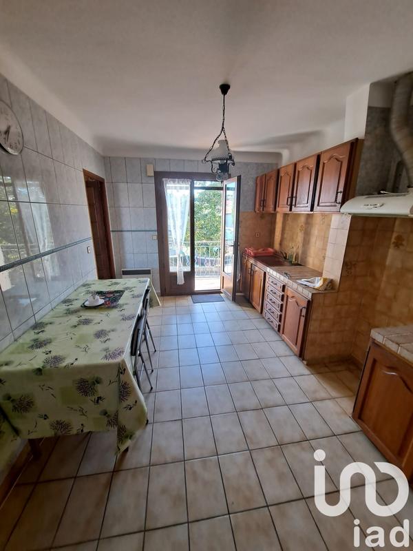 Maison - 99 m² - 7 pièces