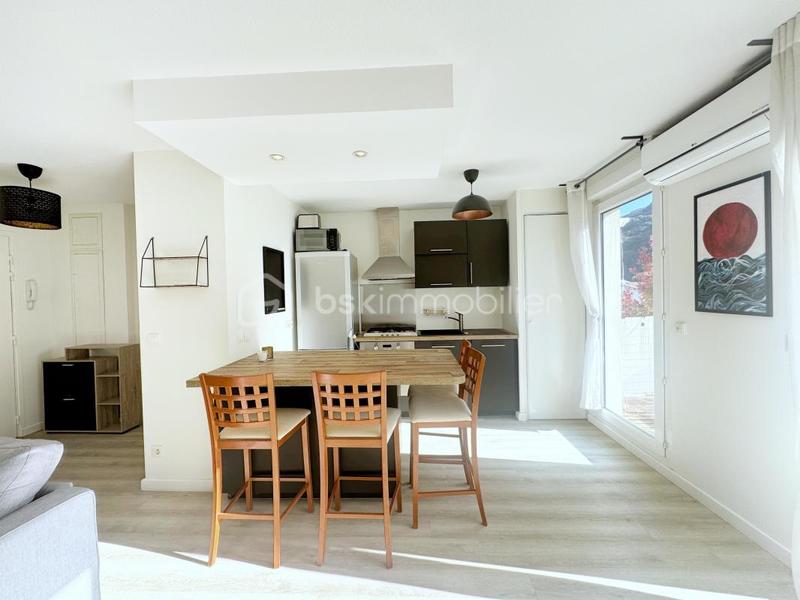 Appartement - 50 m² - 2 pièces