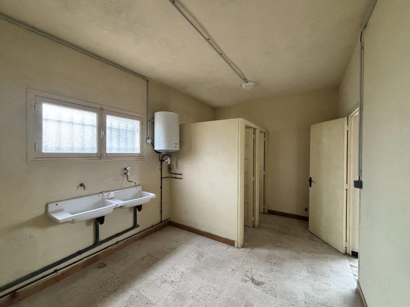 Local d'activités - 285 m² - 5 pièces