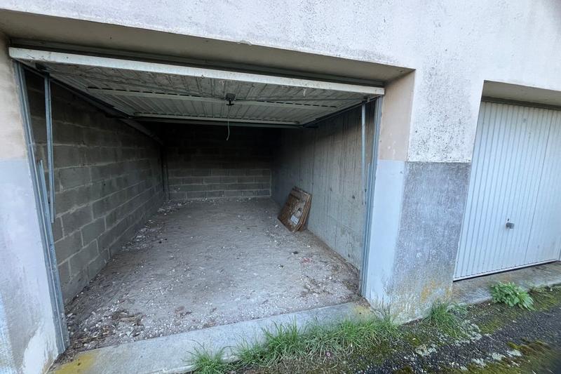 Appartement - 92 m² - 5 pièces