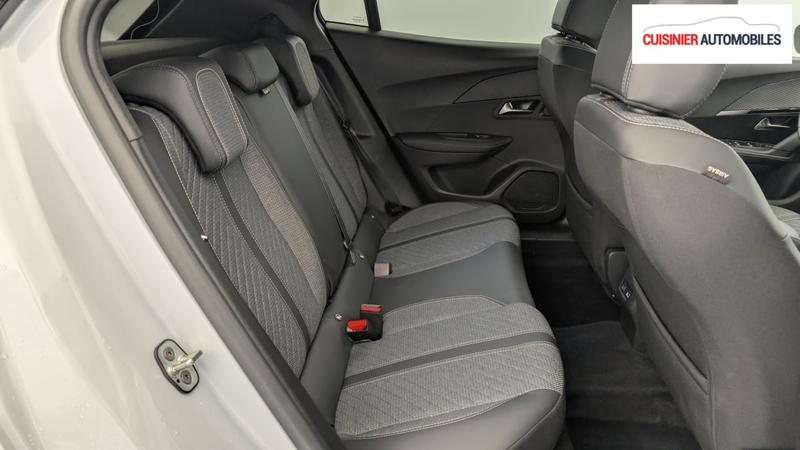 Peugeot 2008 Hybrid 136 e-Dcs6 Allure