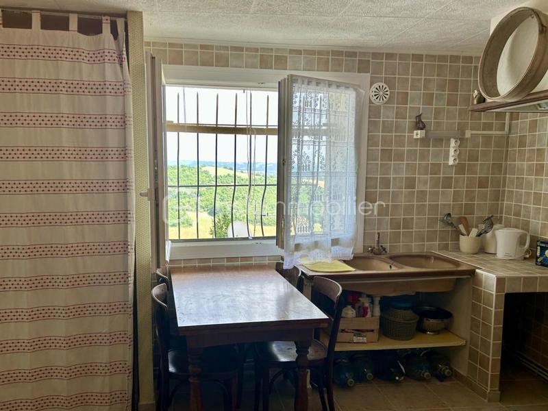 Maison - 122 m² - 7 pièces