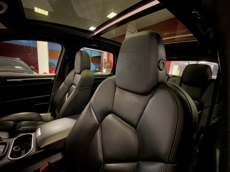 Porsche Cayenne 3.0 416ch s E-Hybrid Platinum Edition