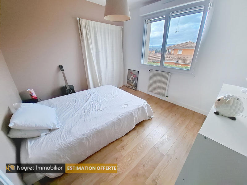 Maison - 257 m² - 8 pièces