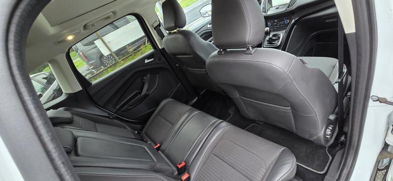 Ford Kuga 2.0 Tdci 150 Titanium