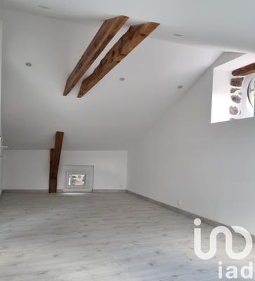 Maison - 215 m² - 12 pièces