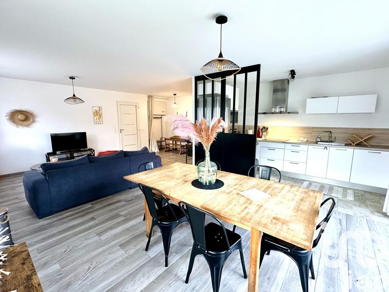 Maison - 103 m² - 4 pièces