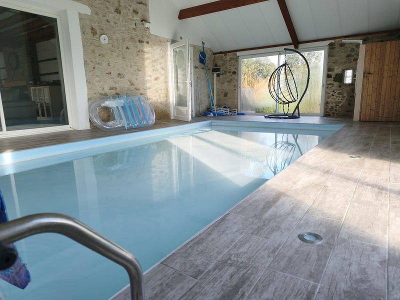 Mas - 236 m² - 8 pièces