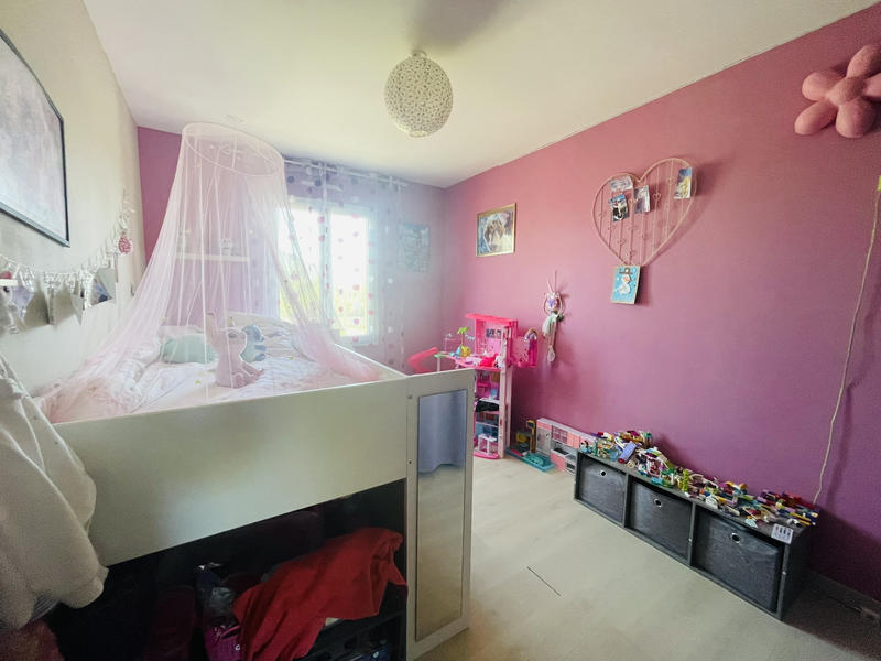 Maison - 95 m² - 5 pièces