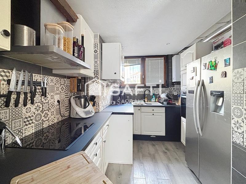 Appartement - 77 m² - 3 pièces