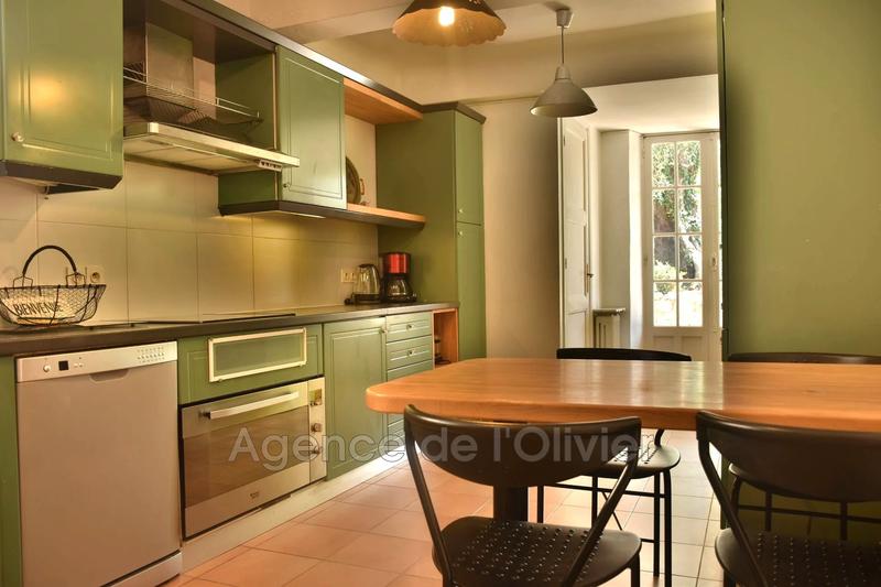 Maison - 263 m² - 6 pièces