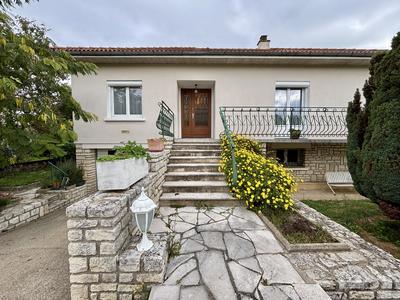 Maison - 136 m² - 5 pièces