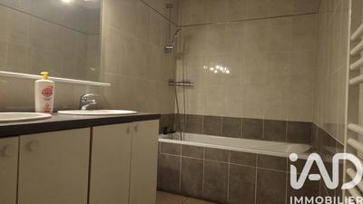 Appartement - 83 m² - 4 pièces