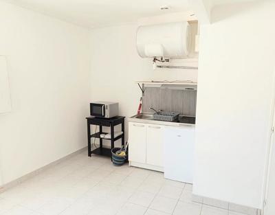 Studio - 17 m² - 1 pièce