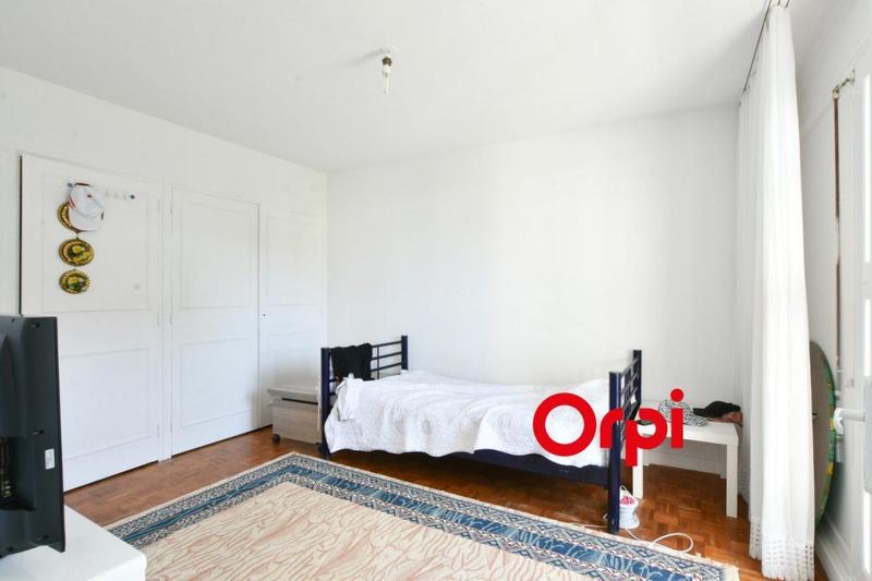 Appartement - 86 m² - 4 pièces