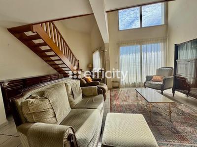 Appartement - 155 m² - 7 pièces