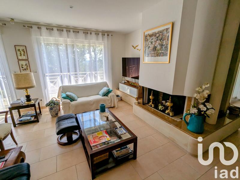 Maison - 267 m² - 8 pièces