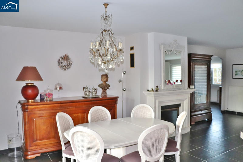 Villa - 165 m² - 5 pièces