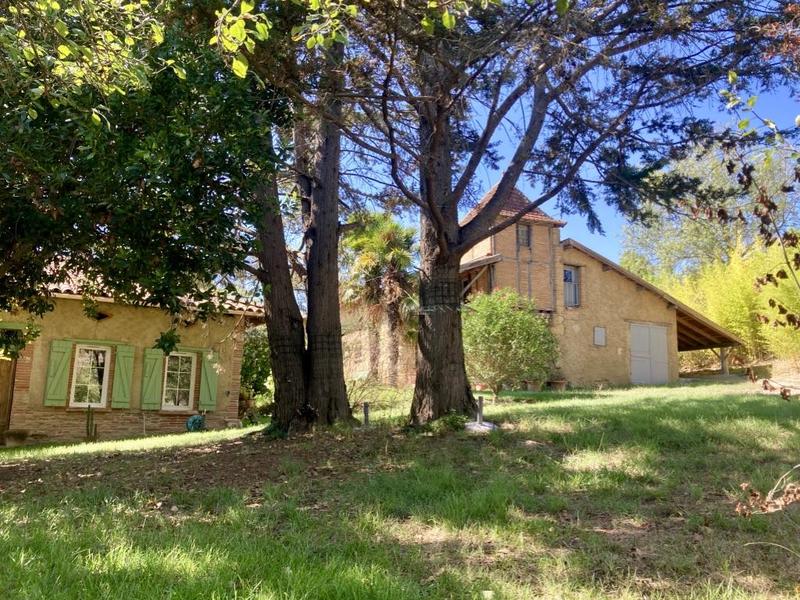 Villa - 233 m² - 8 pièces